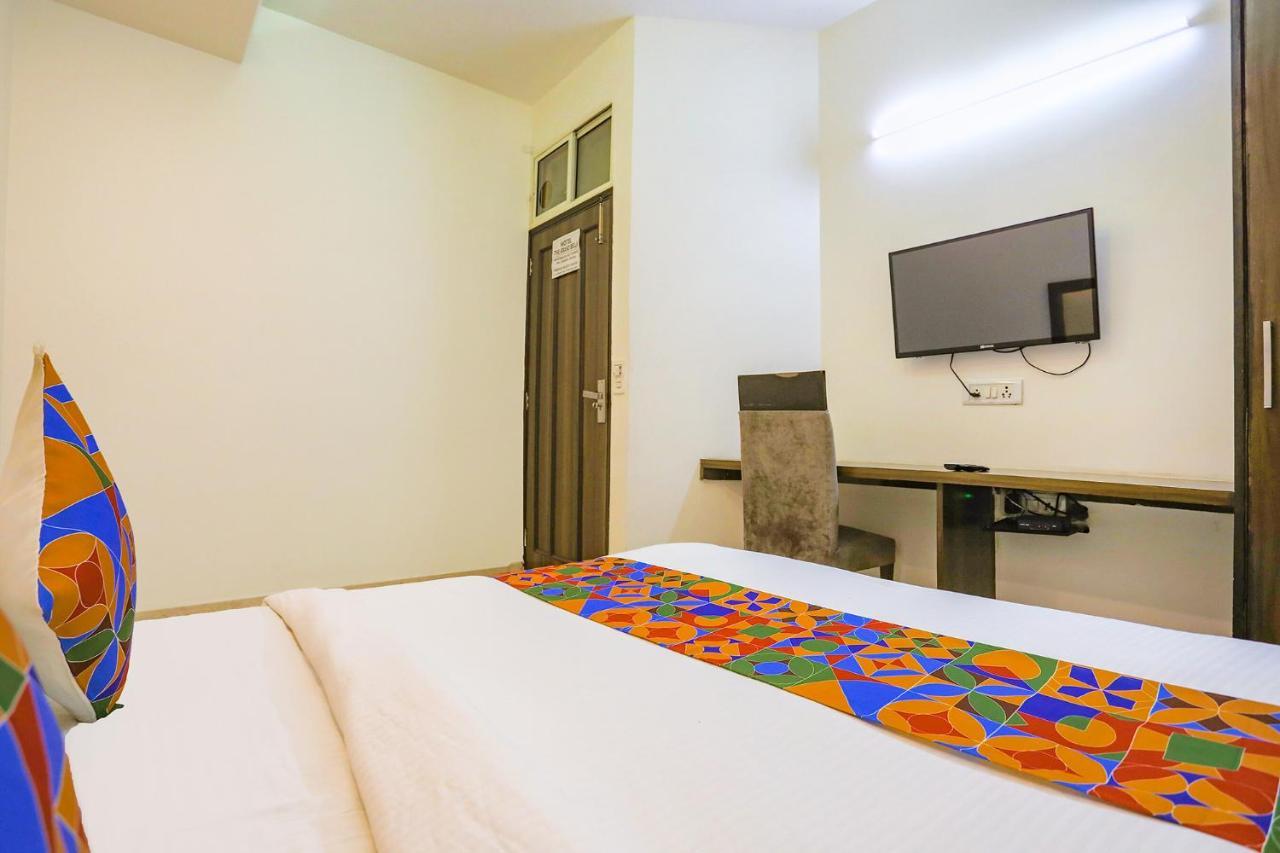 Fabhotel Jpm The Grand Bella - Nr Nehru Place Market Nové Dillí Exteriér fotografie